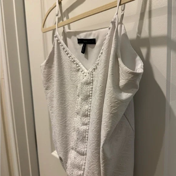 White House Black Market Textured White Camisole - Picture 5 of 7